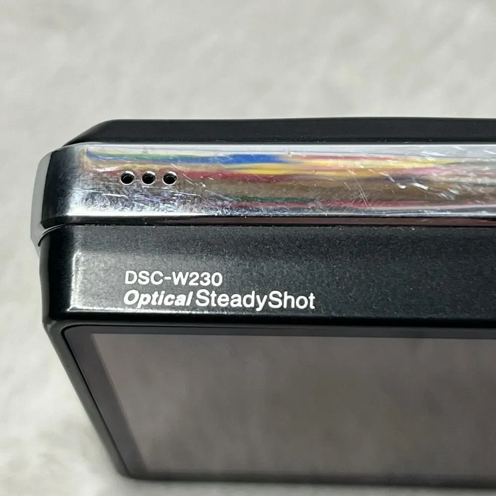 SONY Cybershot DSC-W230 12.1MP Black Digital Camera Extras Powers On For Parts